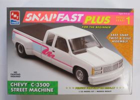 Thumbnail AMT 8943 CHEVY C-3500 STREET MACHINE SNAP FAST