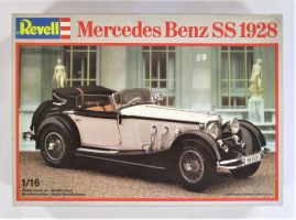 Thumbnail REVELL 7495 MERCEDES BENZ SS 1928