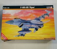 Thumbnail MISTERCRAFT 040642 F-16C-25