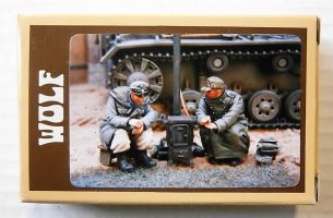 Thumbnail WOLF WAW44 2 SEATED SS SOLDIERS WARMING THEMSELVES BY STOVE