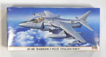 Thumbnail HASEGAWA 00642 AV-8B HARRIER II PLUS ITALIAN NAVY