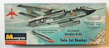 Thumbnail MONOGRAM PA10 DOUGLAS B-66 TWIN JET BOMBER