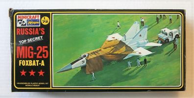 Thumbnail HASEGAWA 130 MIG-25 FOXBAT-A