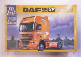 Thumbnail ITALERI  3807 DAF 95 XF SUPER SPACE CAB