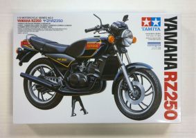 Thumbnail TAMIYA 14002 YAMAHA RZ250 