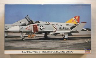 Thumbnail HASEGAWA 00812 F-4J PHANTOM II COLOURFUL MARINE CORPS