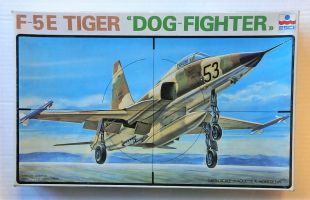 Thumbnail ESCI 4031 F-5E TIGER DOG-FIGHTER