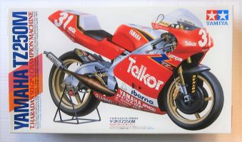 Thumbnail TAMIYA 14064 YAMAHA TZ 250M T HARADAS 1993 GP-2 CHAMPION