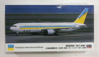 Thumbnail HASEGAWA 10712 BOEING 767-300 AIR DO