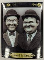 Thumbnail SCALE 75 SCB-002 BUSTS TO SCALE LAUREL   HARDY 