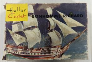 Thumbnail HELLER 060 BONHOMME RICHARD 