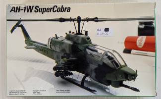 Thumbnail TESTORS 632 AH-1W SUPERCOBRA