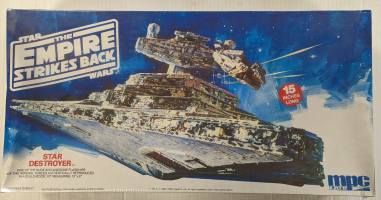 Thumbnail MPC 8915 STAR WARS THE EMPIRE STRIKES BACK STAR DESTROYER 