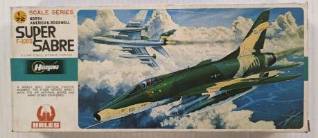 Thumbnail HASEGAWA B18 SUPER SABRE F-100D 