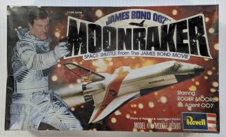 Thumbnail REVELL 4306 JAMES BOND 007 MOONRAKER SPACE SHUTTLE 
