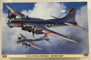 Thumbnail HASEGAWA 01961 B-17G FLYING FORTRESS SILVER FLEET 