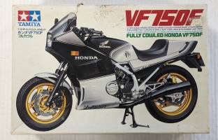 Thumbnail TAMIYA 1431 HONDA VF 750F 