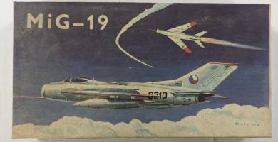 Thumbnail KOVOZAVODY MIG-19 