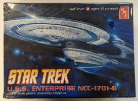 Thumbnail AMT 676 STAR TREK ENTERPRISE U.S.S. ENTERPRISE NCC-1701-B
