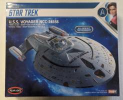 Thumbnail POLAR LIGHTS 980M U.S.S. VOYAGER NCC-74656