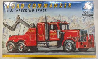 Thumbnail ITALERI  794 ROAD COMMANDER U.S. WRECKING TRUCK