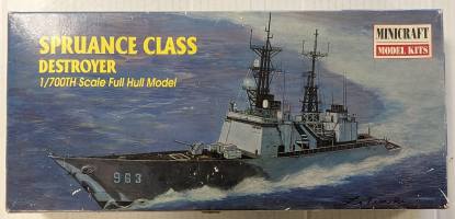Thumbnail MINICRAFT 11311 SPRUANCE CLASS DESTROYER