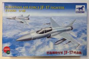 Thumbnail BRONCO 4001 PAKISTANI AIR FORCE JF-17 FIGHTER