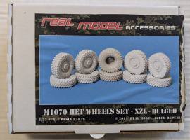 Thumbnail REAL MODEL 35249 M1070 HET WHEELS SET XZL BULGED