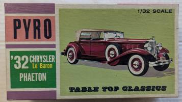 Thumbnail PYRO C413 32 CHRYSLER PHAETON