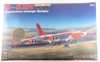 Thumbnail MODELCOLLECT 72208 B-52H USAF UK SALE ONLY