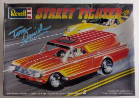 Thumbnail REVELL 2597 STREET FIGHTER