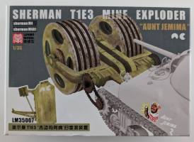 Thumbnail LANMO MODEL 35007 SHERMAN T1E3 MINE EXPLODER
