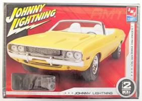 Thumbnail AMT 38538 JOHNNY LIGHTNING 1970 DODGE CHALLENGER R/T