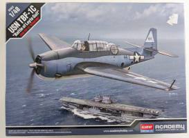 Thumbnail ACADEMY 12340 USN TBF-1C BATTLE OF LEYTE GULF