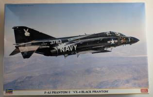 Thumbnail HASEGAWA 09934 F-4J PHANTOM II XV-4 BLACK PHANTOM 