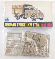 Thumbnail KINGKIT MODEL SCRAPYARD ESCI 8007 GERMAN TRUCK LKW.3 TON  NO INSTRUCTIONS 