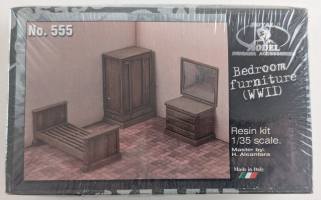 Thumbnail ROYAL MODEL 555 BEDROOM FURNITURE WWII