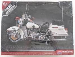Thumbnail ACADEMY 15500 POLICE MOTORBIKE