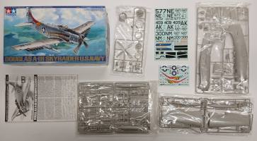 Thumbnail KINGKIT MODEL SCRAPYARD TAMIYA 61058 DOUGLAS A-1H SKYRAIDER US NAVY  CRACKED DECALS 