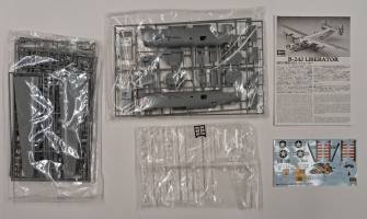 Thumbnail KINGKIT MODEL SCRAPYARD HASEGAWA 01559 B-24J LIBERATOR NO DECALS