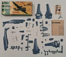 Thumbnail KINGKIT MODEL SCRAPYARD FROG F339 MARTIN BALTIMORE MEDIUM BOMBER  BROKEN PROPELLER 
