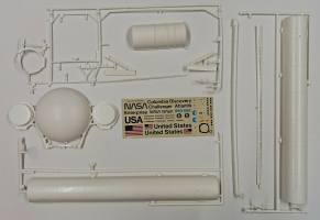 Thumbnail KINGKIT MODEL SCRAPYARD MONOGRAM 85-4170 SPACE SHUTTLE WITH FUEL TANK AND BOOSTERS  DESPRUED 