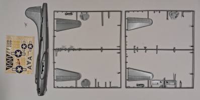 Thumbnail KINGKIT MODEL SCRAPYARD MONOGRAM 5600 B-17G FLYING FORTRESS  CRACKED DECALS 