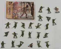 Thumbnail KINGKIT MODEL SCRAPYARD AIRFIX 51450-9 1712 BRITISH PARATROOPS STARTED INCOMPLETE