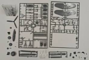 Thumbnail KINGKIT MODEL SCRAPYARD HASEGAWA 08057 F6F-3/5 HELLCAT STARTED