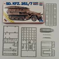 Thumbnail KINGKIT MODEL SCRAPYARD ESCI ERTL 8343 SD. KFZ. 251/7 PIONEER VEHICLE STARTED