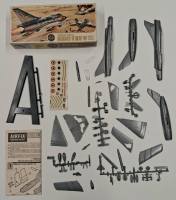 Thumbnail KINGKIT MODEL SCRAPYARD AIRFIX 03143-5 DOGFIGHT DOUBLES MIRAGE   MIG 15  INCOMPLETE 