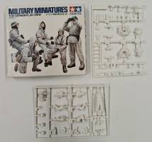 Thumbnail KINGKIT MODEL SCRAPYARD TAMIYA 35094..500 GERMAN FLAK CREW INCOMPLETE