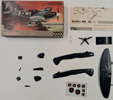 Thumbnail KINGKIT MODEL SCRAPYARD HAWK 5-39 SPITFIRE MK.22 INCOMPLETE BROKEN PROP