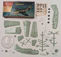 Thumbnail KINGKIT MODEL SCRAPYARD FROG FAIREY GANNET  NO INSTRUCTIONS   DAMAGED BOX 